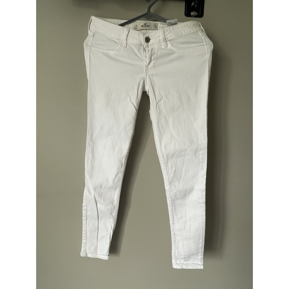Hollister‎ Women's Distressed Jeans Off-White, Size 3R ( 26x29) with Pockets